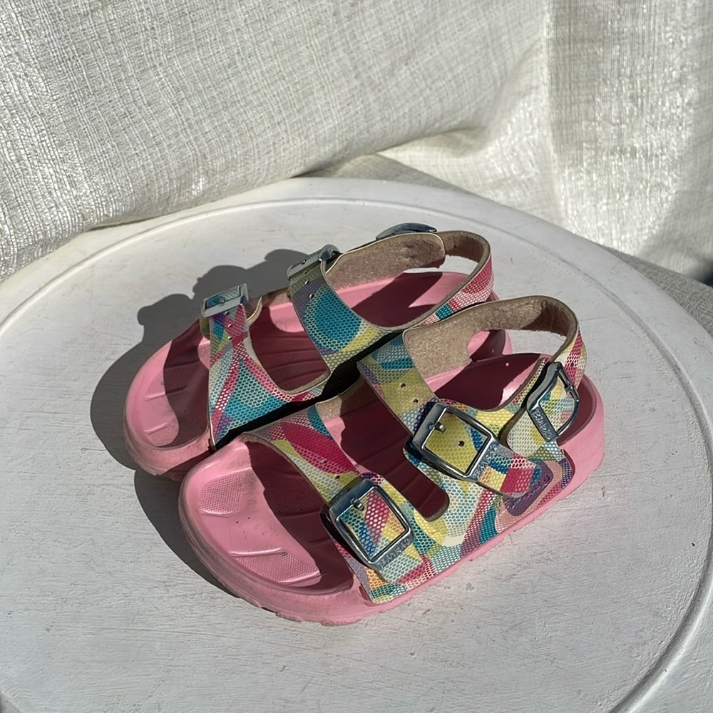 Birki’s by Birkenstock Girls Multi Color with Pink Sole Sandals Sz 26